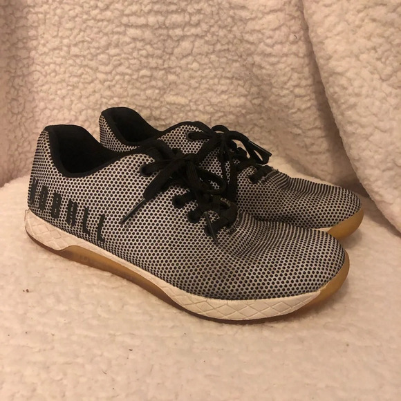 NOBULL Shoes - NOBULL Trainers Sneakers - Good Condition